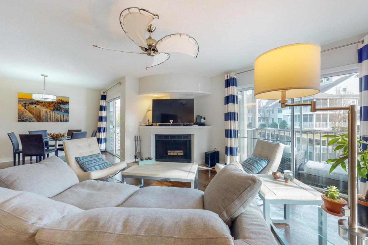 Sea Colony - 19006 Lakeview Court - Bed and Breakfast Bethany Beach