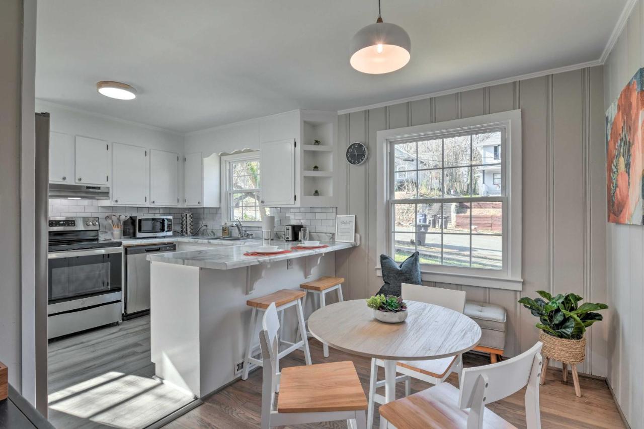 Mid-Century Modern Cottage in Ardmore Area! - Bed and Breakfast Winston-Salem