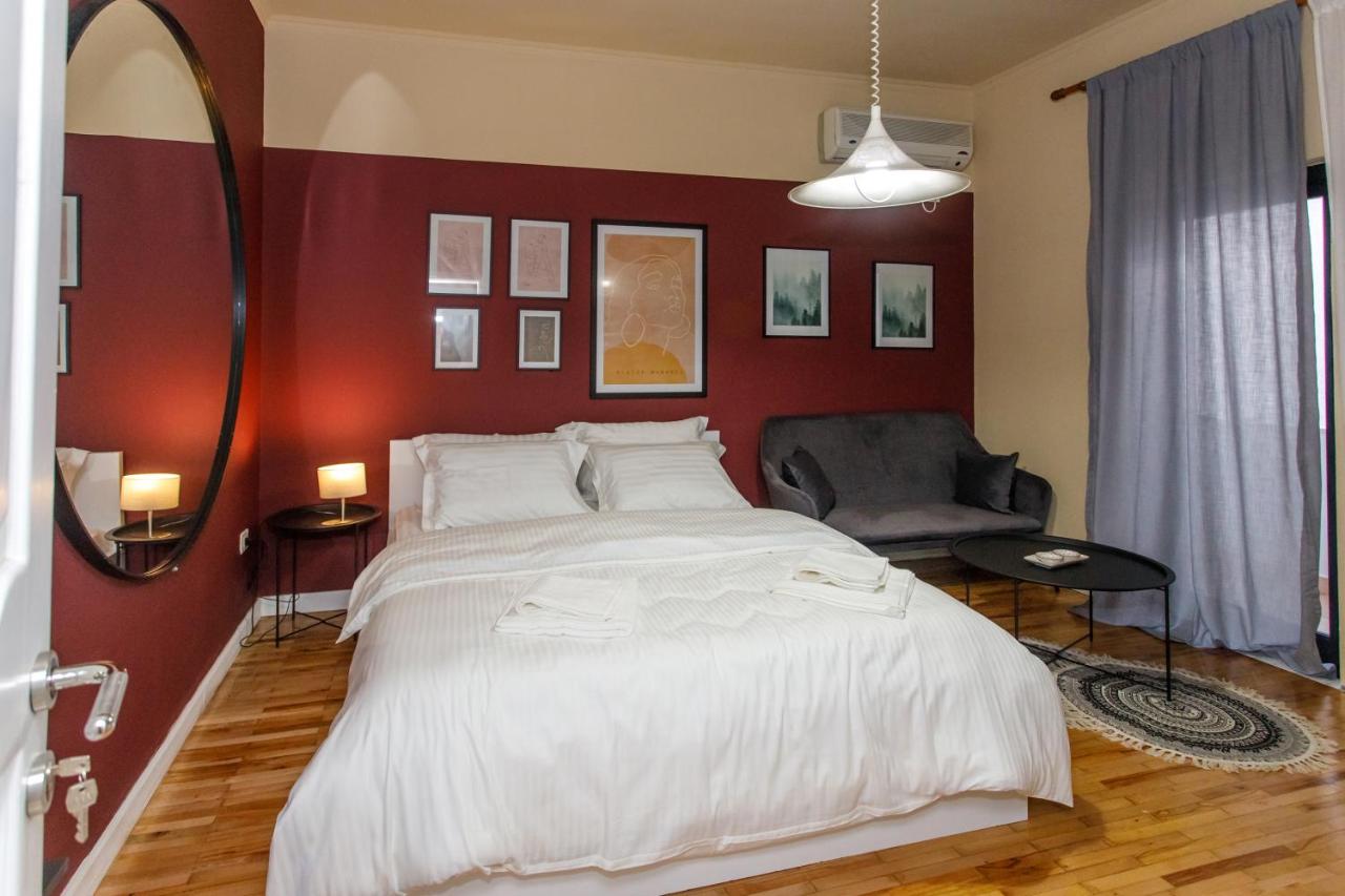Apartment mit Balkon