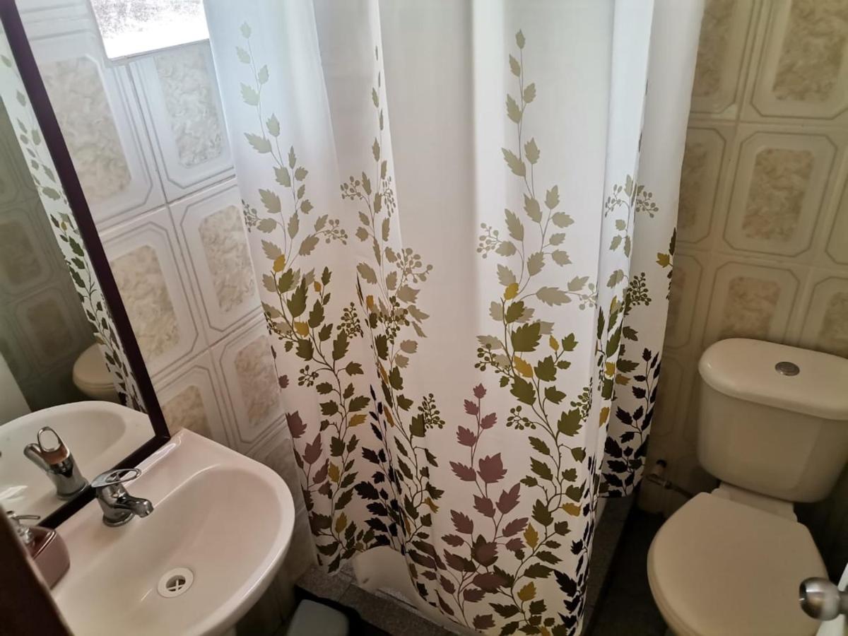 Deluxe Room (2 Adults + 1 Child)