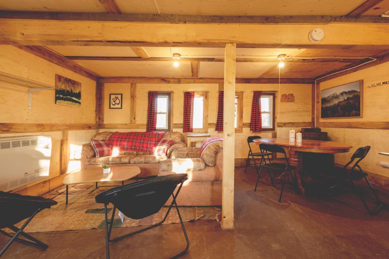 Pet Friendly Entre Lemoine et l'Arbre
