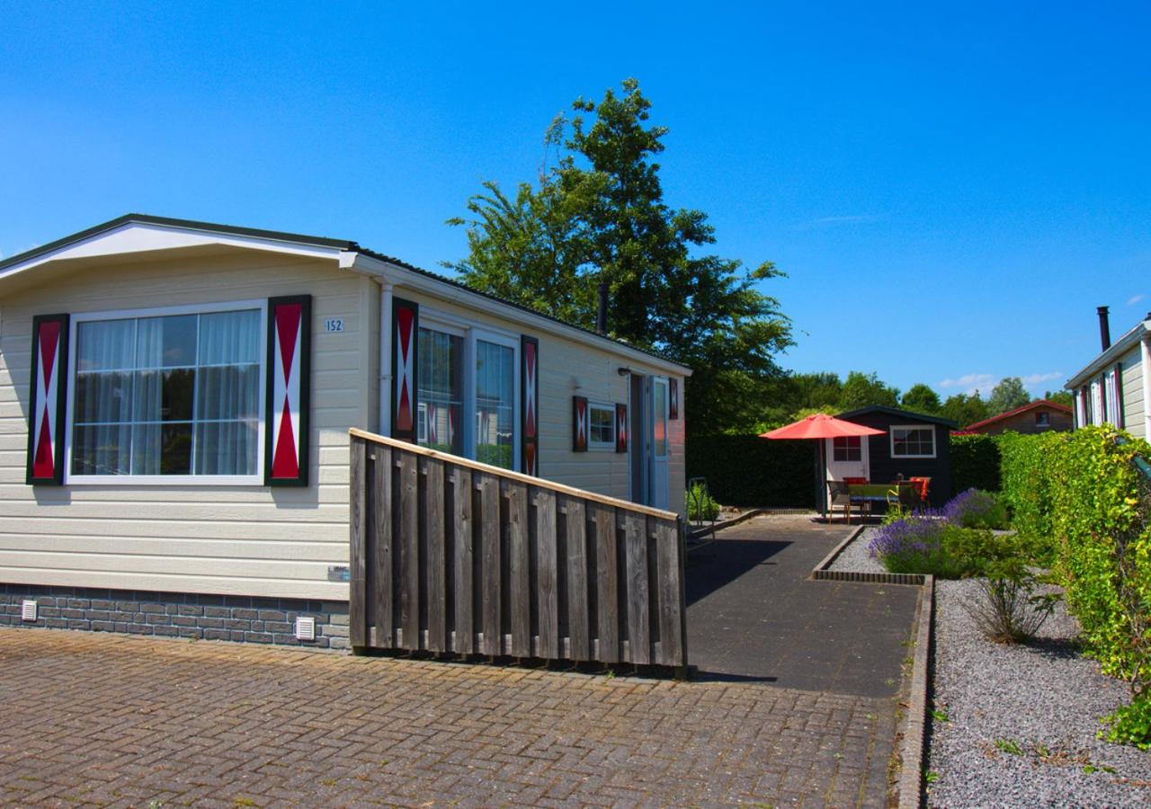 Chaletparc Krabbenkreek Zeeland - Chalet 152 - B&B