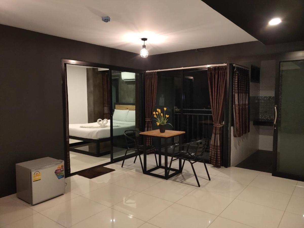 B&B Khon Kaen - Dm Inn - Bed and Breakfast Khon Kaen