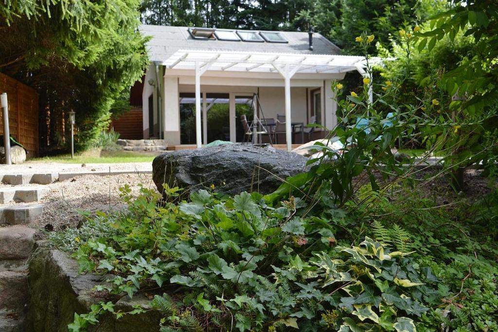 Ferienhaus mit schoenem Garten in Parchim - B&B Parchim