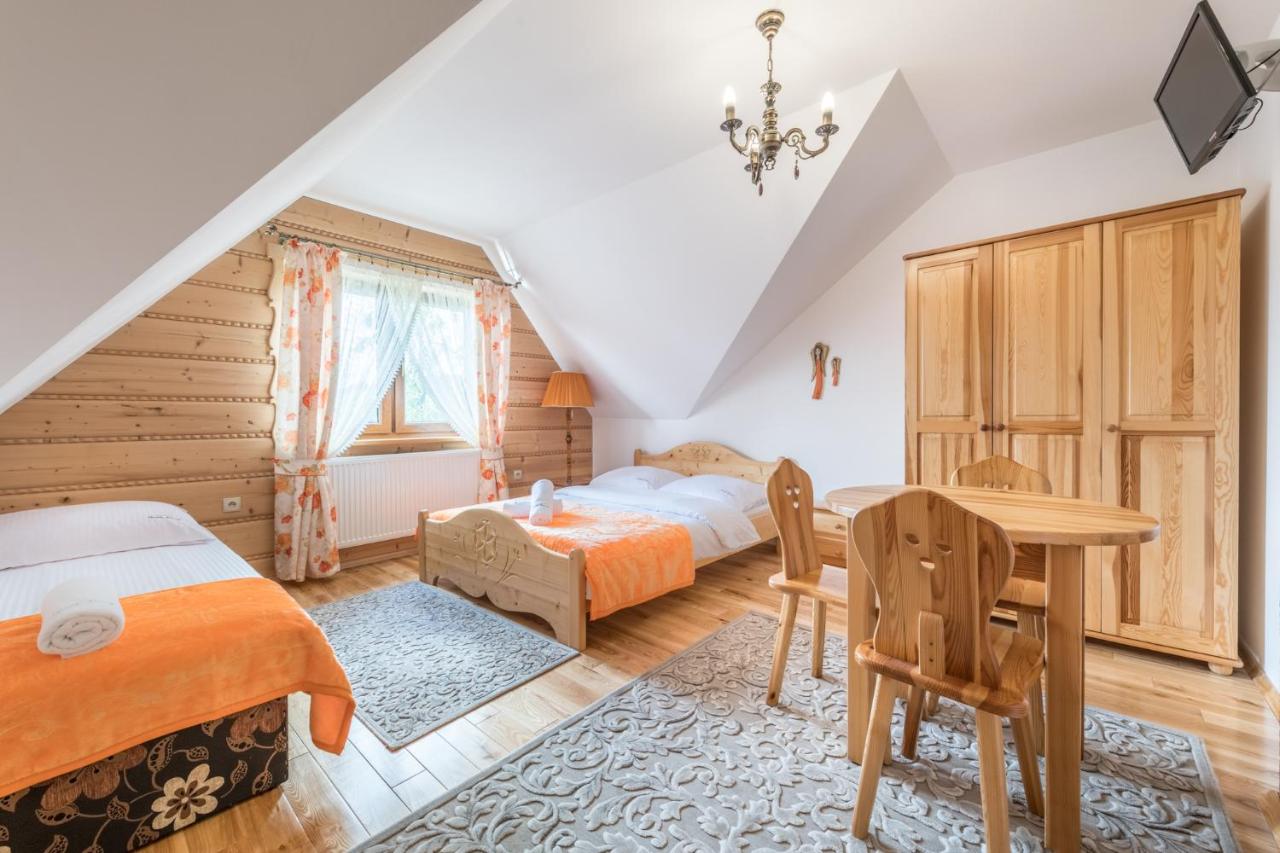 Triple Room with Mountain View