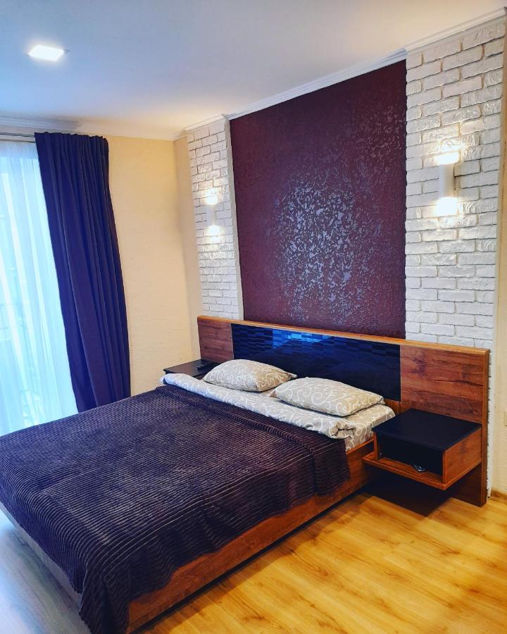 B&B Ivano-Frankivsk - NEW studio Ap【WANT THIS】 - Bed and Breakfast Ivano-Frankivsk