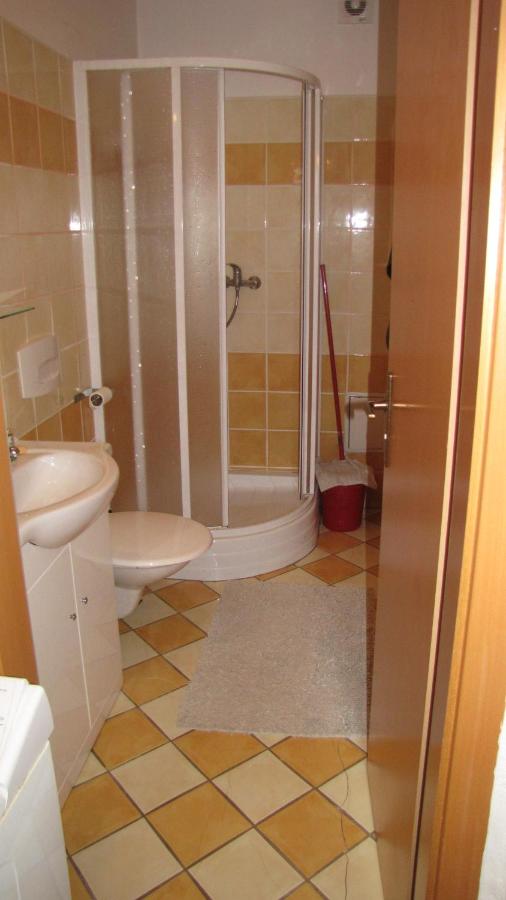 Apartmán Krkavec ve Vrchlabí - Bed and Breakfast Vrchlabí