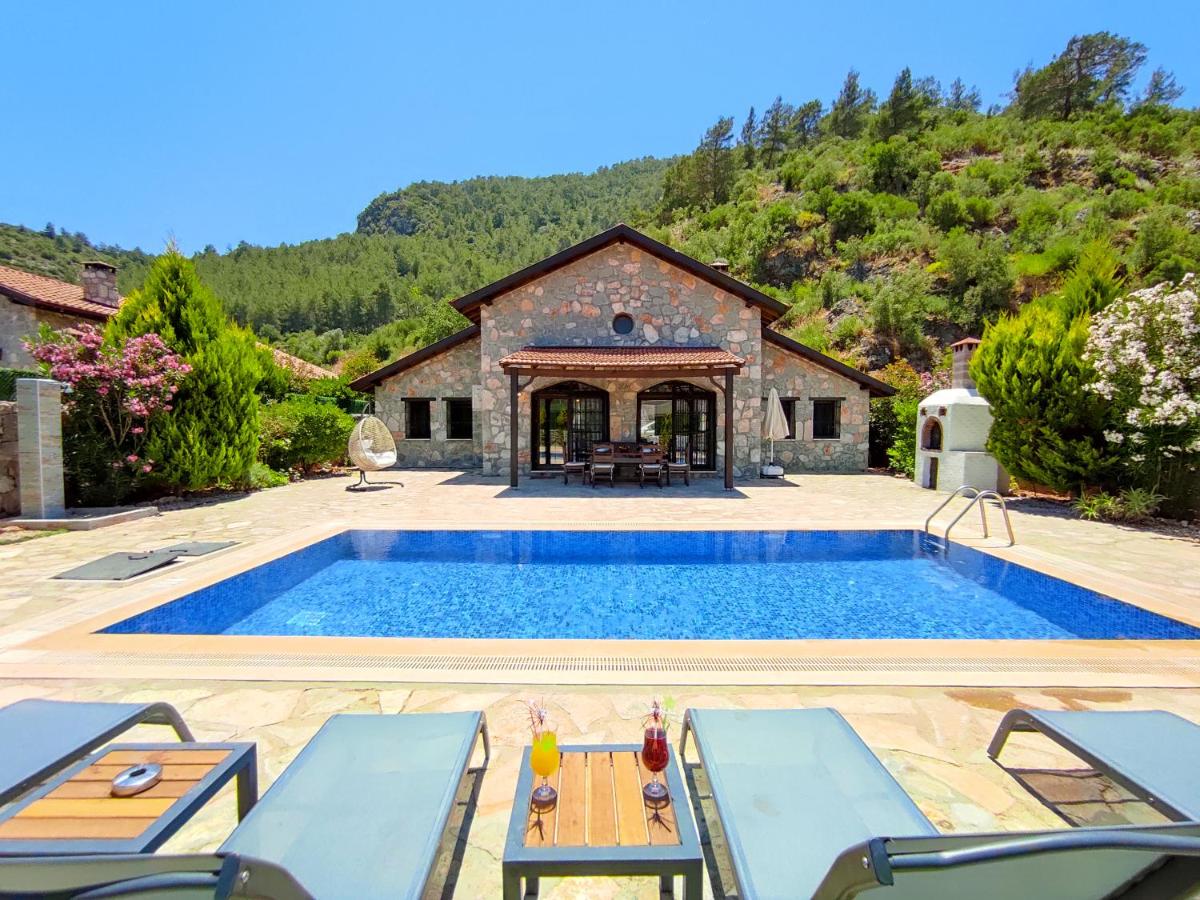 Villa Kayakoy 2 - Private Stone Villa - B&B Fethiye