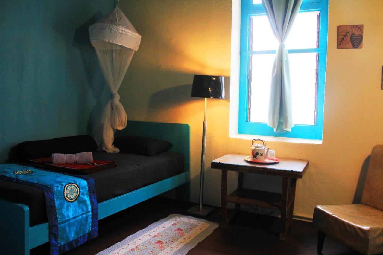 Standard Single Room with Shared Bathroom