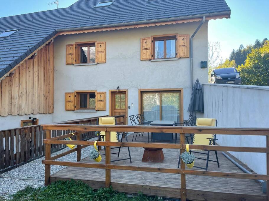 Allemond - Restful 2 bed apartment for ski, cycle & family - B&B Allemond