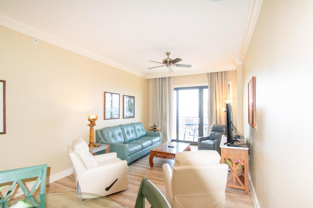 Emerald Grande III - B&B