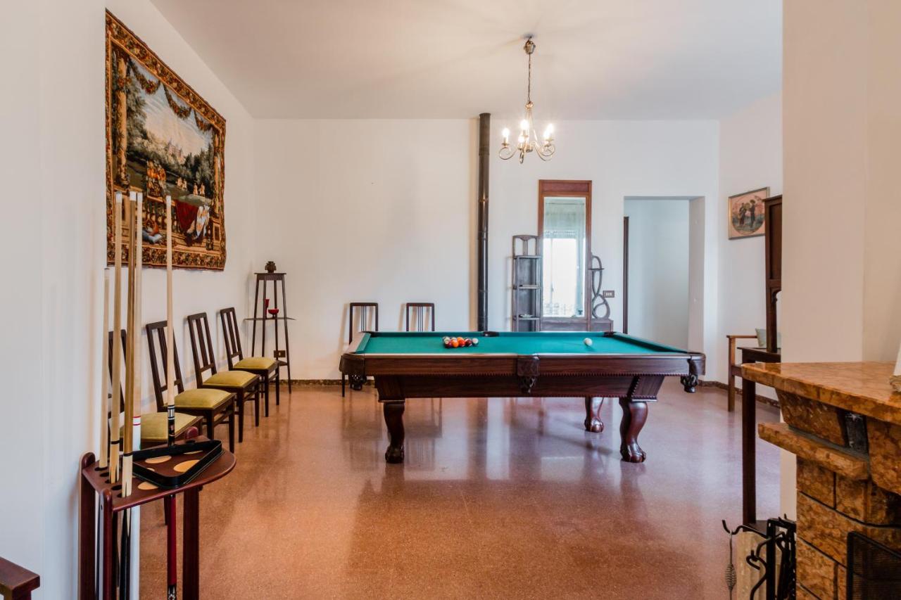 The Great Garden with pool, parking & wifi - Chambres d’hôtes Avola