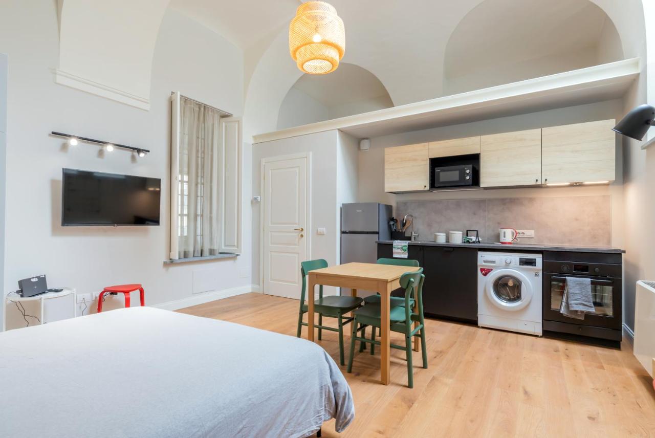 Studio Apartment