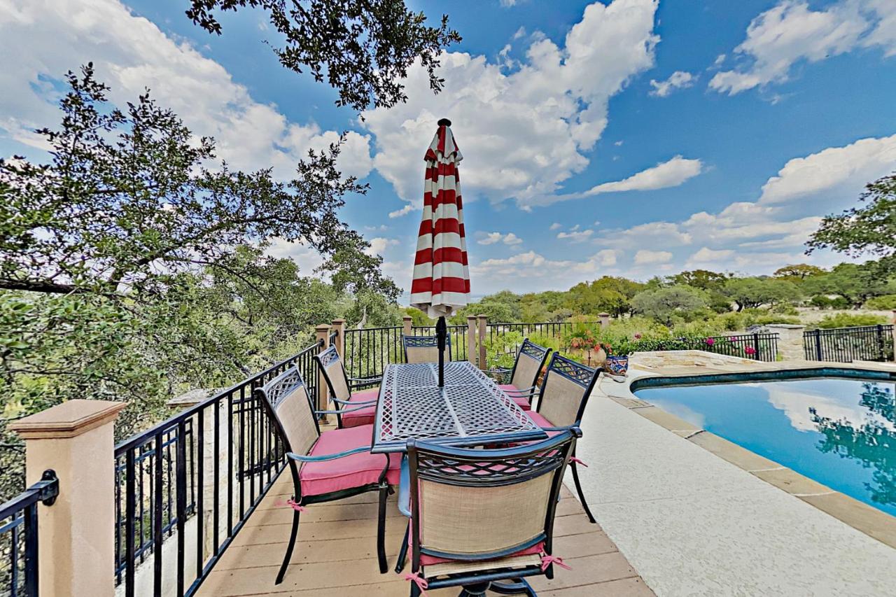 Five Bedroom Holiday Home