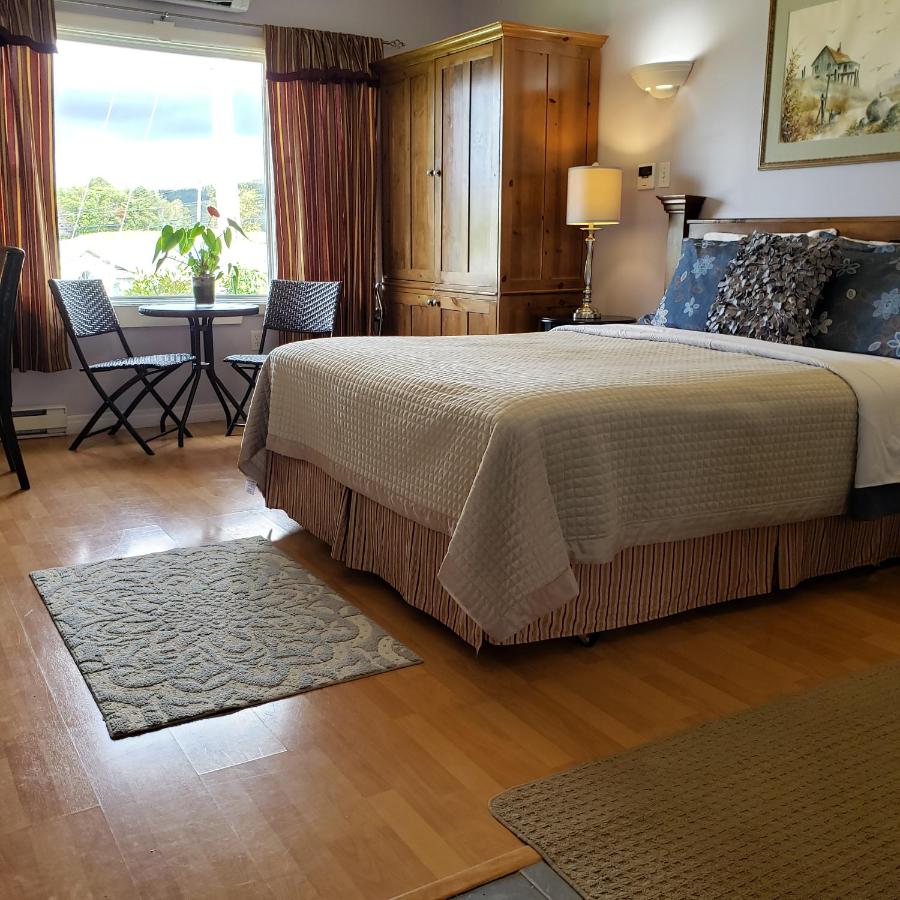 Antigonish Evergreen Inn - B&B Antigonish