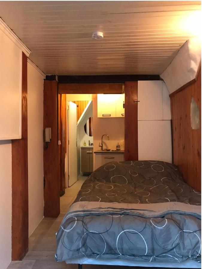 Studio hypercentre à 2 pas de la gare Appt n°1 - B&B