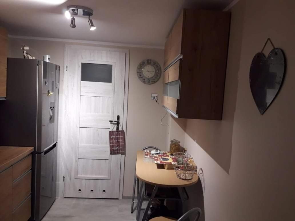 Mieszkanie dwupokojowe na wsi w domu dwurodzinnym - B&B Postomino