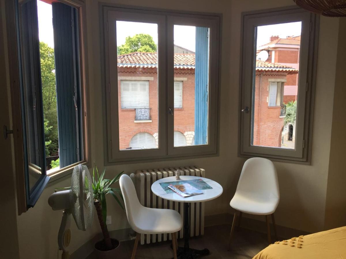 CHAMBRE SPACIEUSE DANS MAISON ART DECO au CENTRE DE TOULOUSE - B&B Tolosa