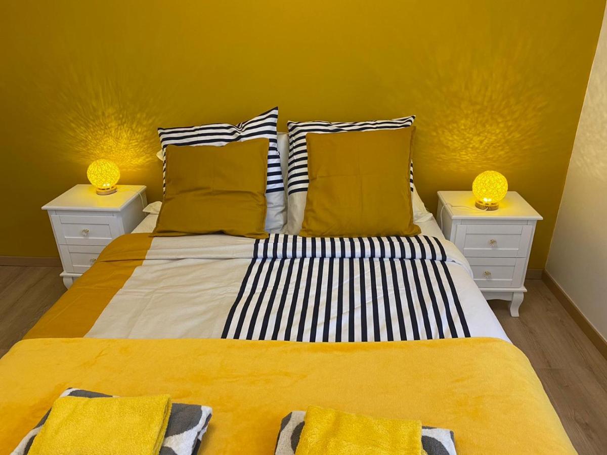 Grand F4 de 71m2 pour 6 personnes en plein centre ville Arpajon - Bed and Breakfast