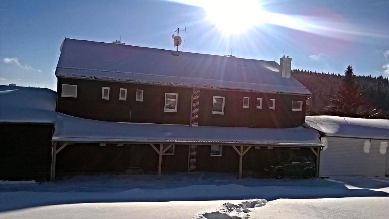 Chata-R Mariánská - B&B