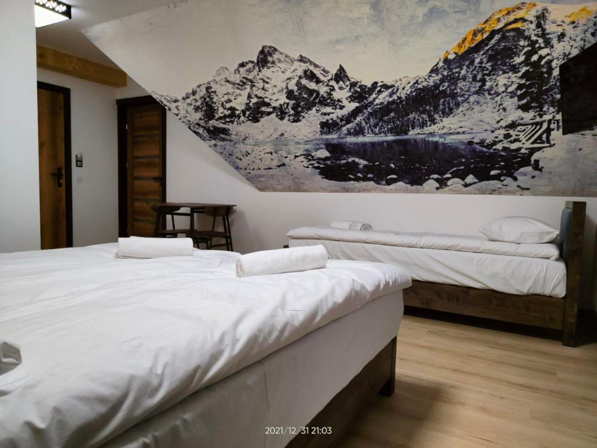 Quadruple Room with Mountain View
