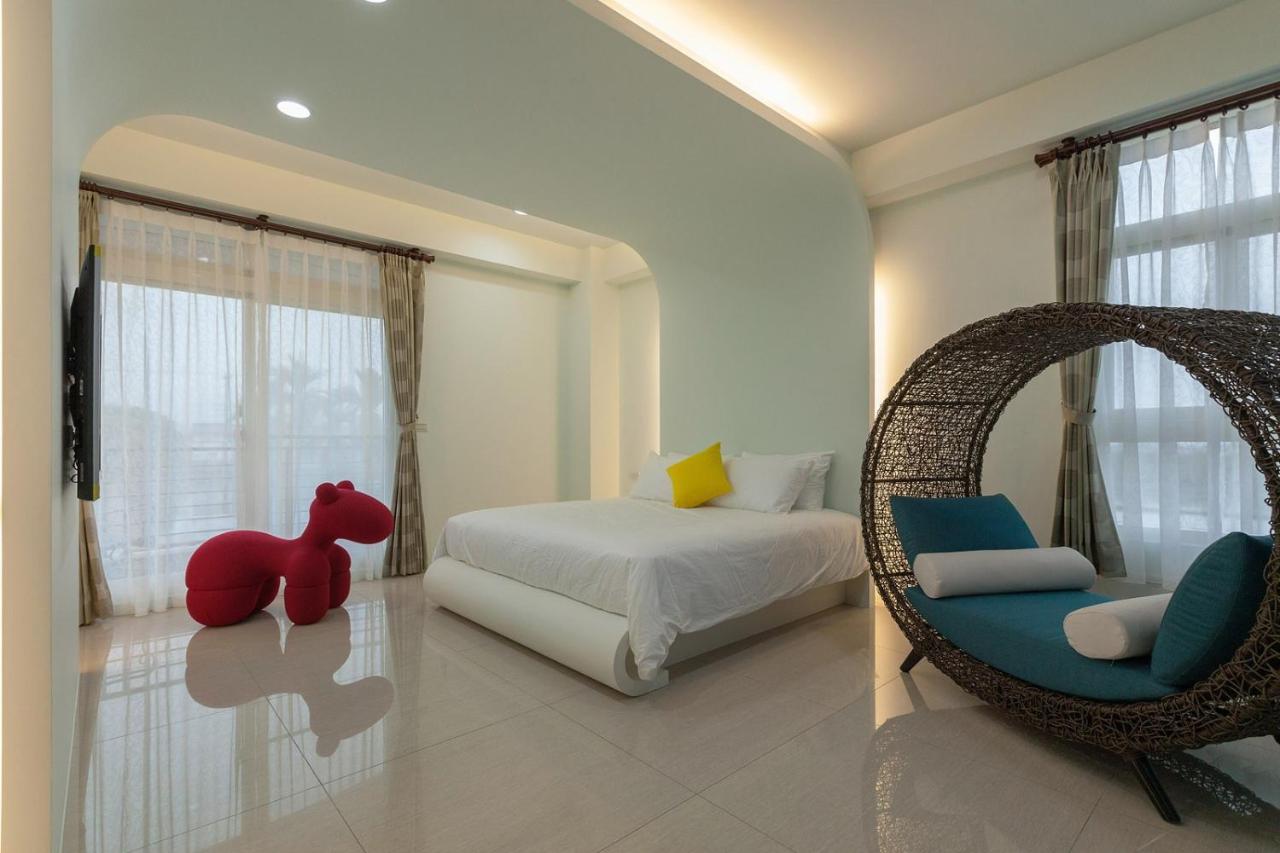 Queen Room with Balcony