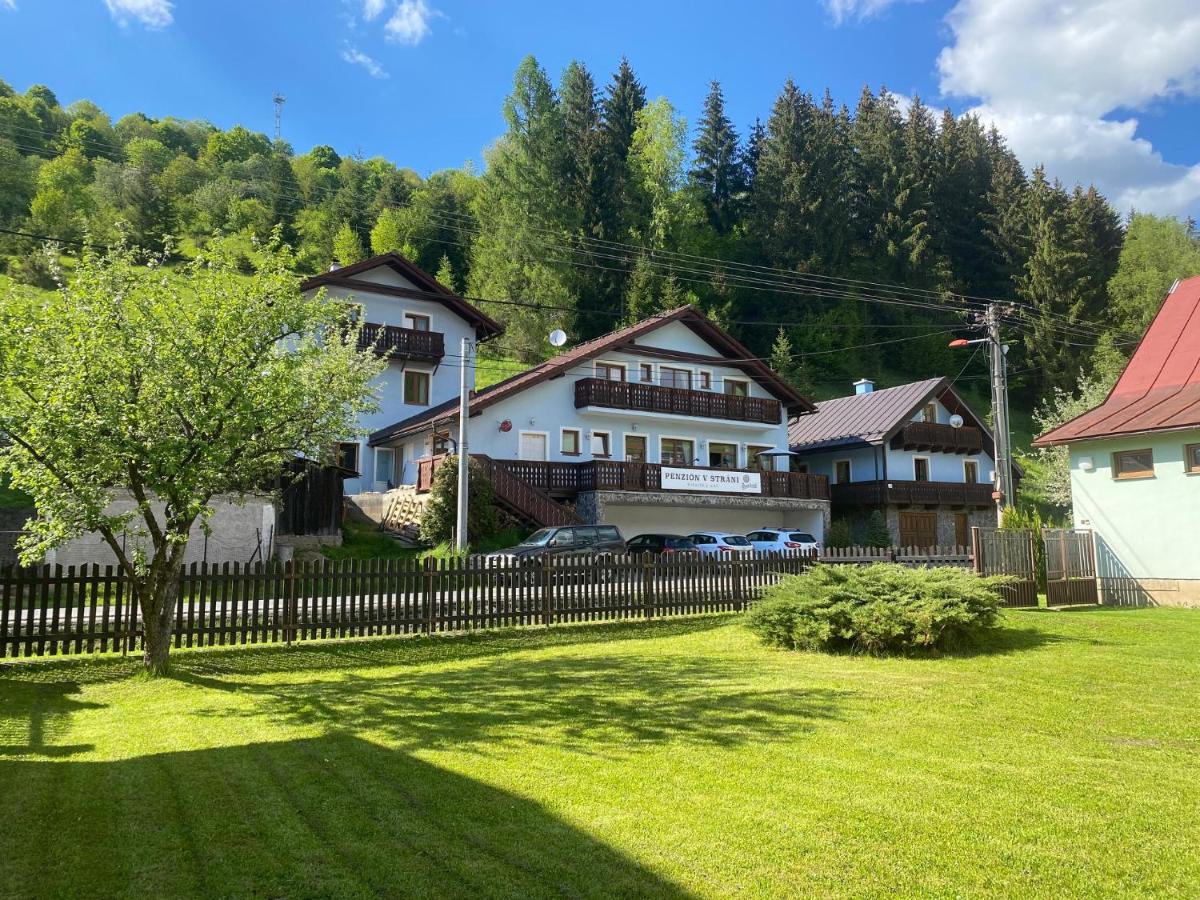 Penzion v strani - Bed and Breakfast