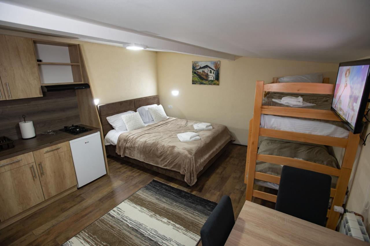 Quadruple Room with Private Bathroom