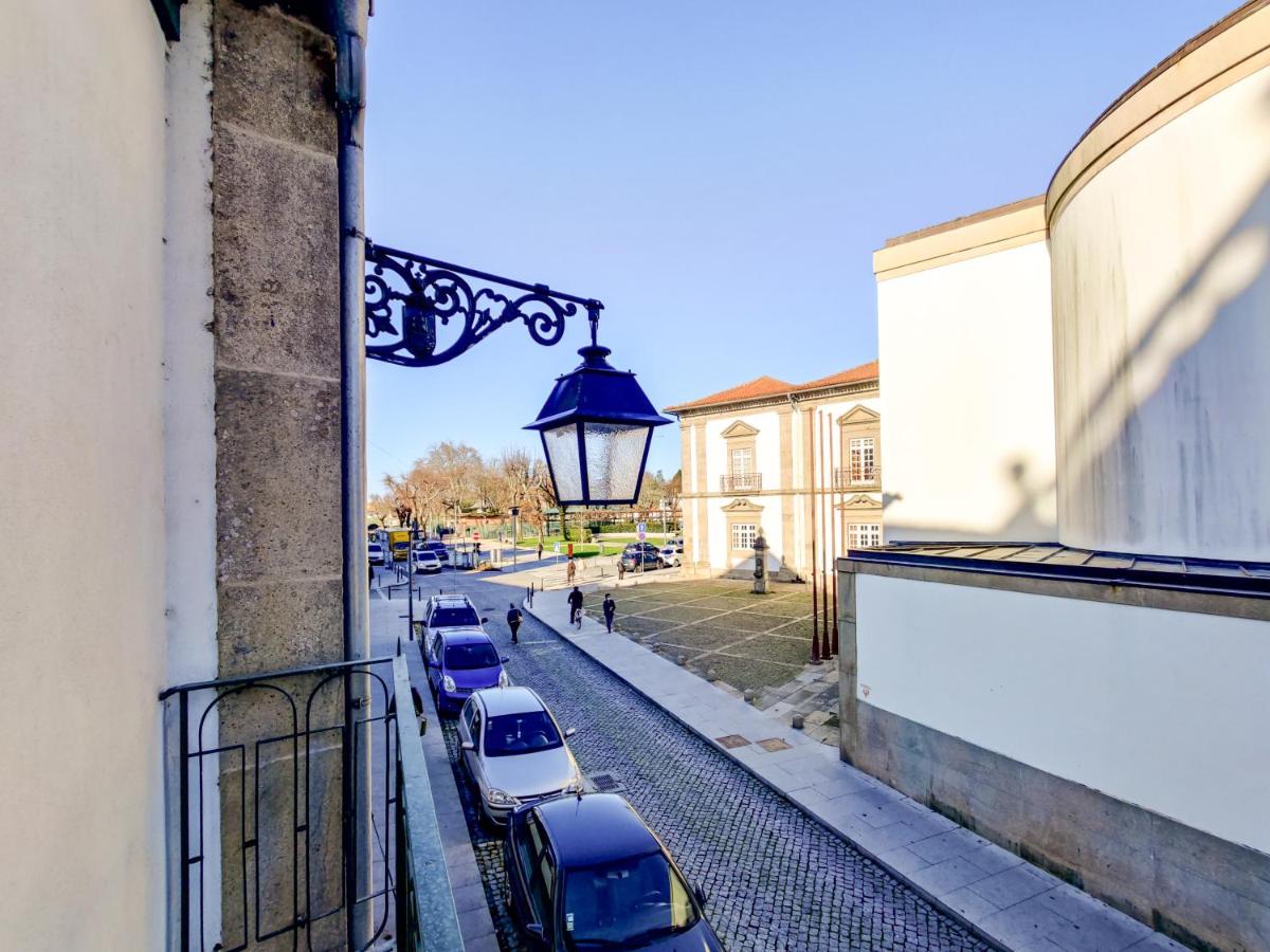 São Domingos Apartment - Viana City Centre - Ferienwohnung