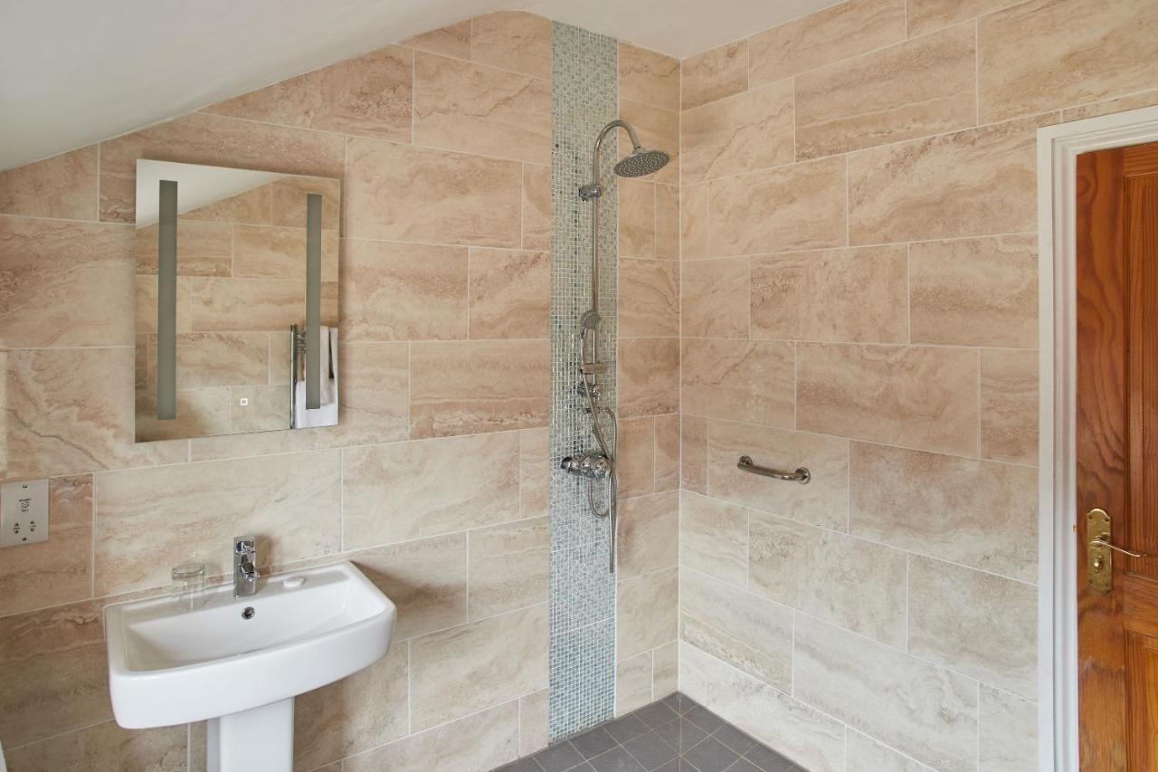 Camera Doppia con Letti Singoli con Accesso Disabili