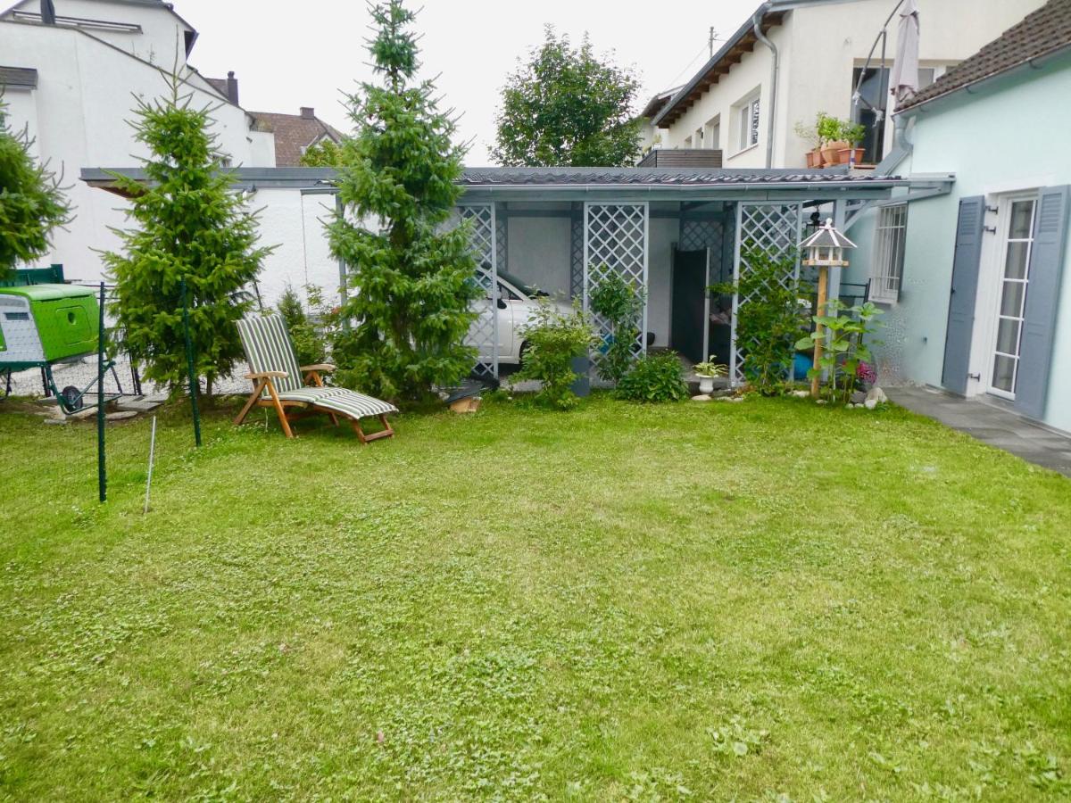 Steyr Mitte 2 Schlafzimmer Apartment ruhig mit Carport und Garten - Chambres d'hôtes Steyr