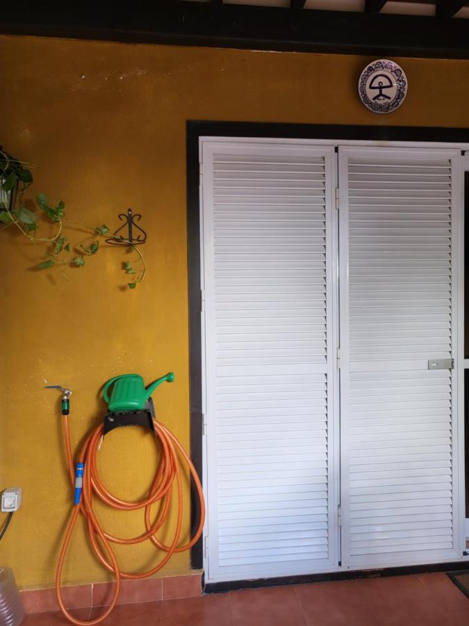 Casa baja preciosa con jardín privado en primera línea naturista! - Chambres d'hôtes Vera