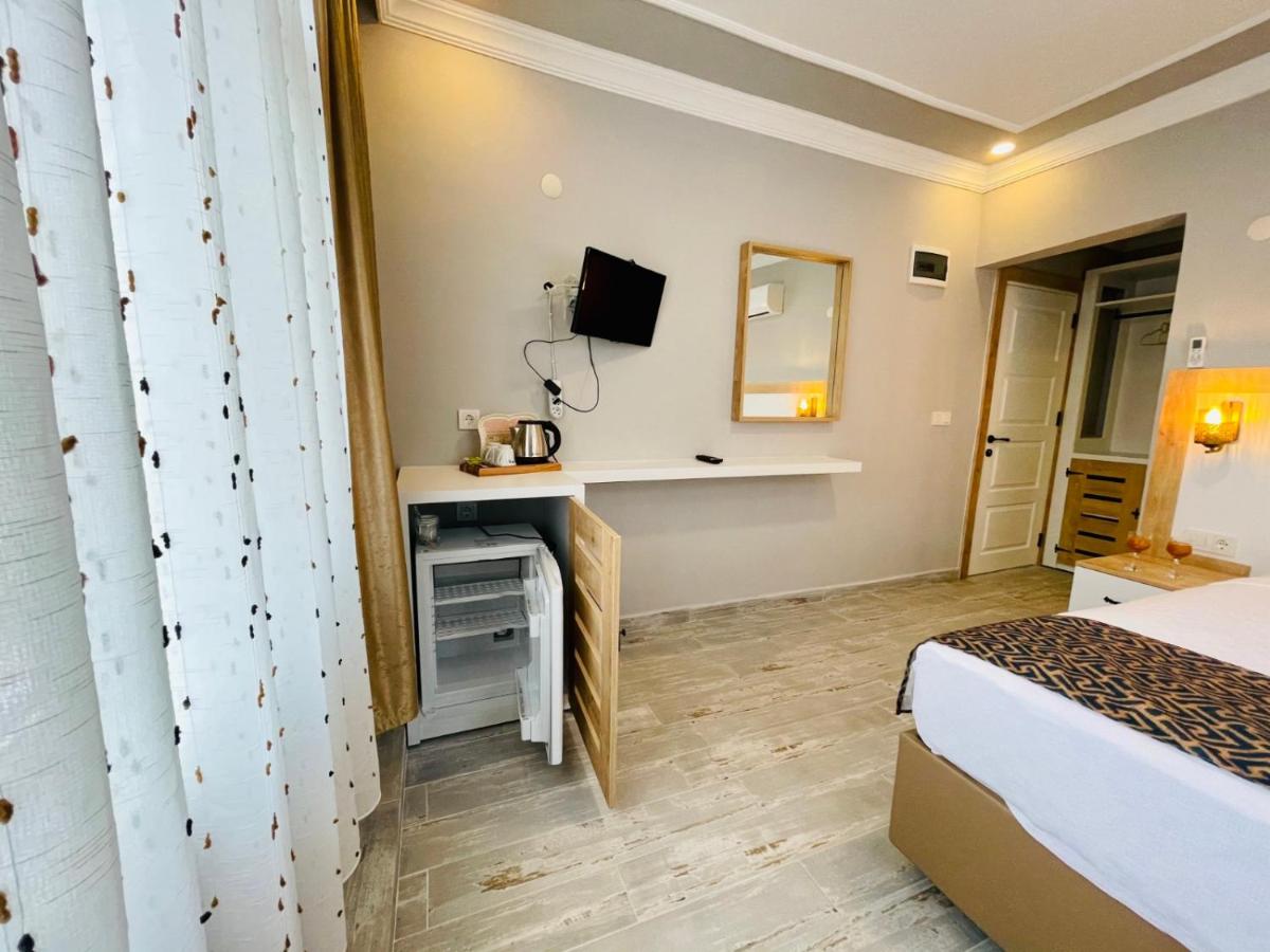 Deluxe Doppelzimmer (2 Erwachsene & 1 Kind)