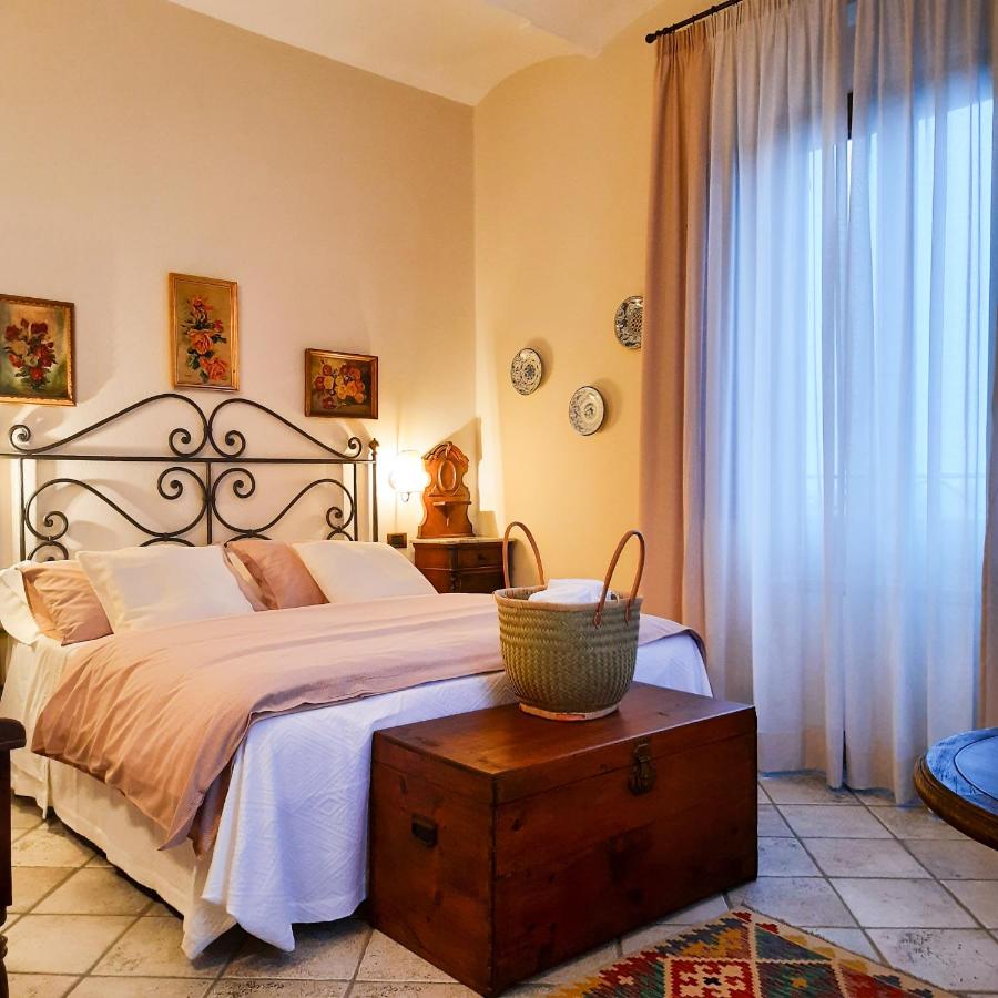 B&B San Giustino Valdarno - Boutique Hotel Fox's Inn - Bed and Breakfast San Giustino Valdarno