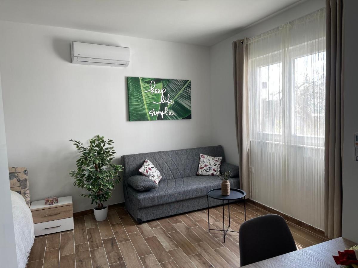 B&B Solin - Apartman Solin 2, parking - Bed and Breakfast Solin