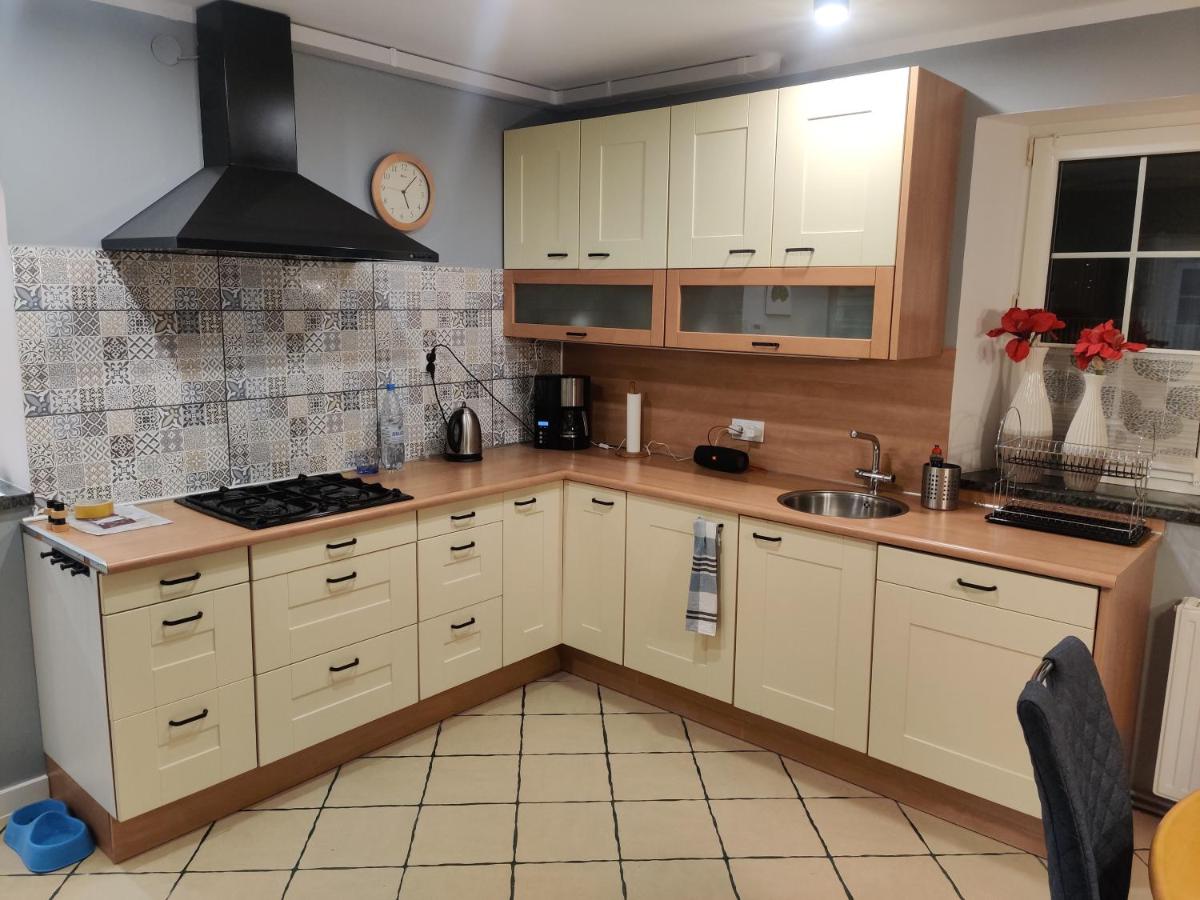 Apartament Lea w Kudowie Zdrój - B&B