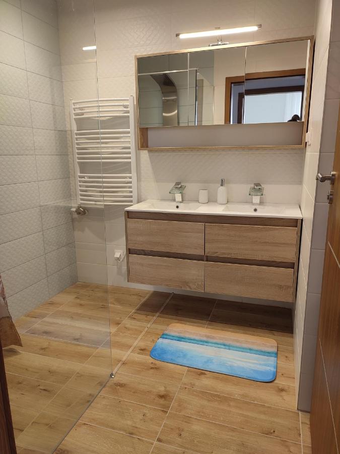 Gamma Apartmanok és Jakuzzi - B&B Miskolctapolca