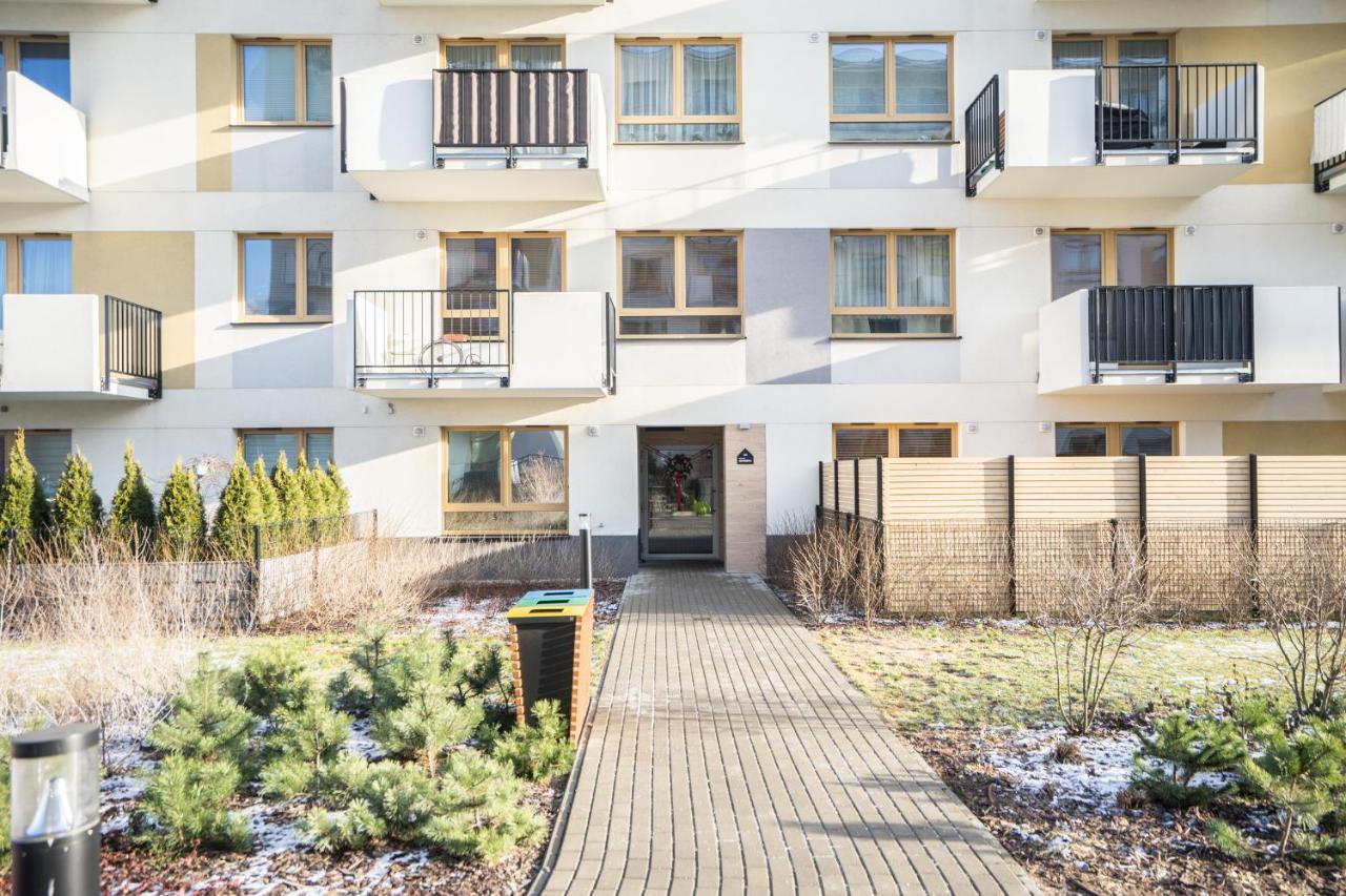 Bizapartments - Modern Flats with Parking - B&B