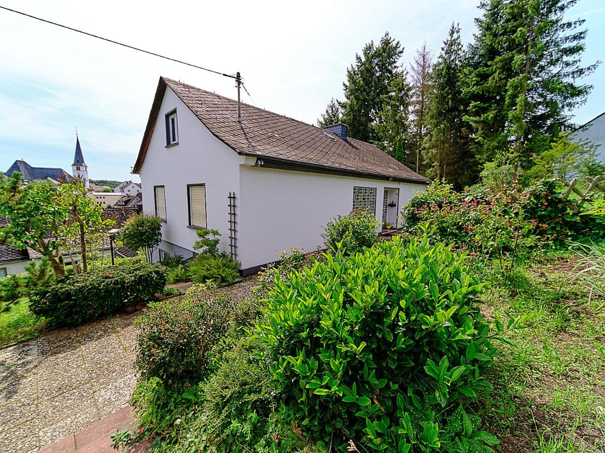 B&B Manderscheid - Eifel Ferienhaus Mirjam - Bed and Breakfast Manderscheid