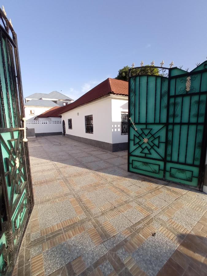 The White House No.1 - B&B