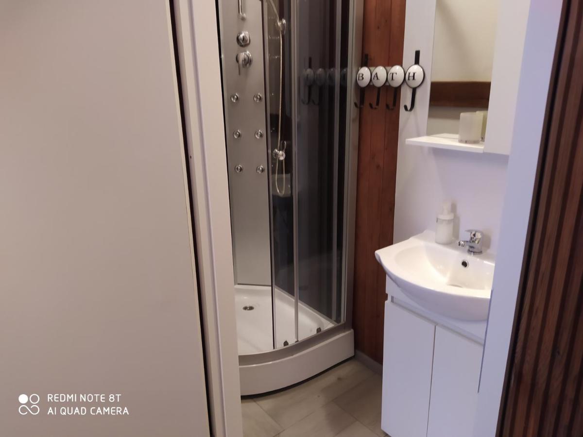 Twin Room with Private Bathroom