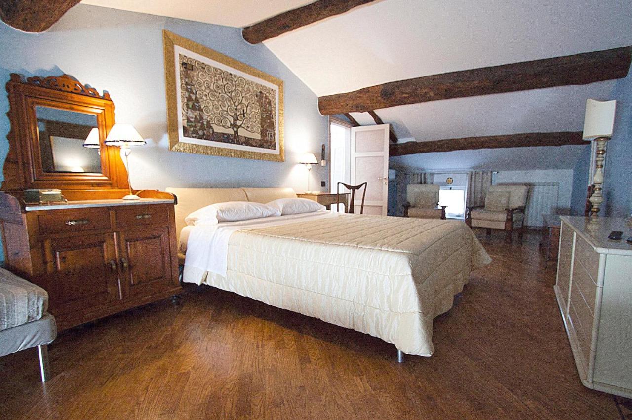 B&B Lucca - Il Fiore all'Occhiello - Bed and Breakfast Lucca