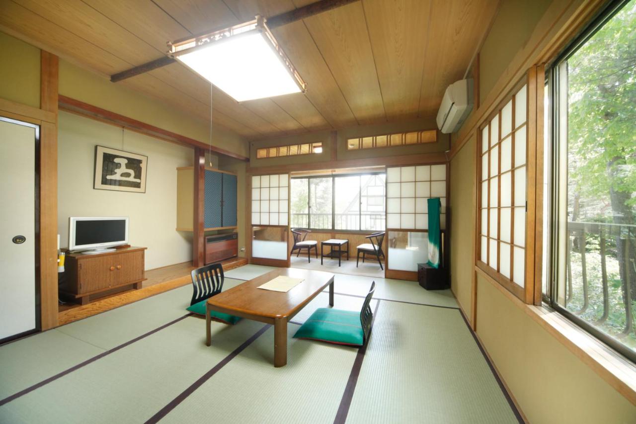 Tweepersoonskamer in Japanse Stijl met 2 Aparte Bedden