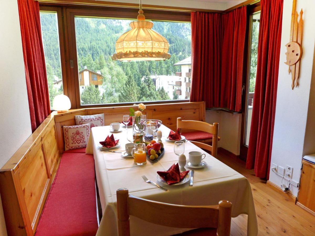 B&B St. Moritz - Apartment Chesa Arlas D2 by Interhome - Bed and Breakfast St. Moritz