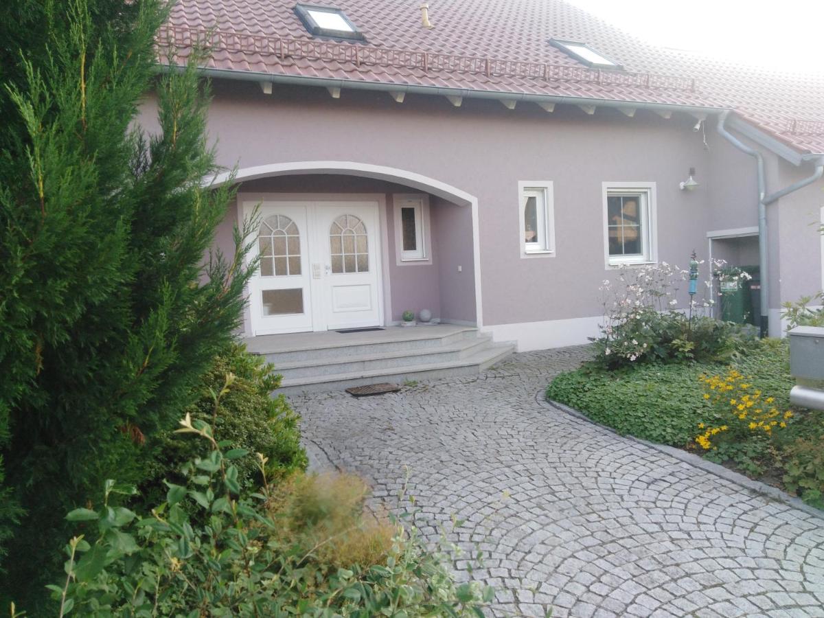 B&B Nittenau - Ferienwohnung Lang - Bed and Breakfast Nittenau