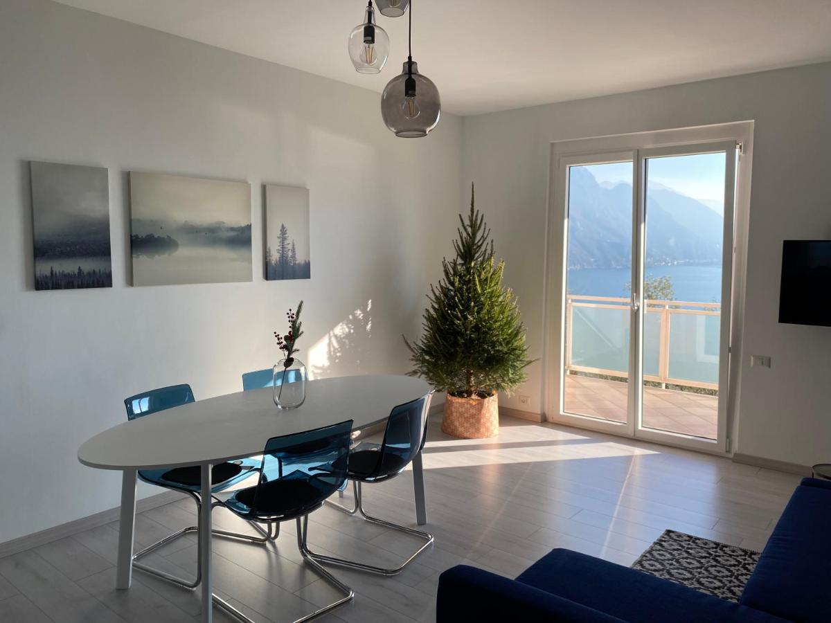 B&B Riva di Solto - Happy Guest Apartments - Blue Apartment - Bed and Breakfast Riva di Solto
