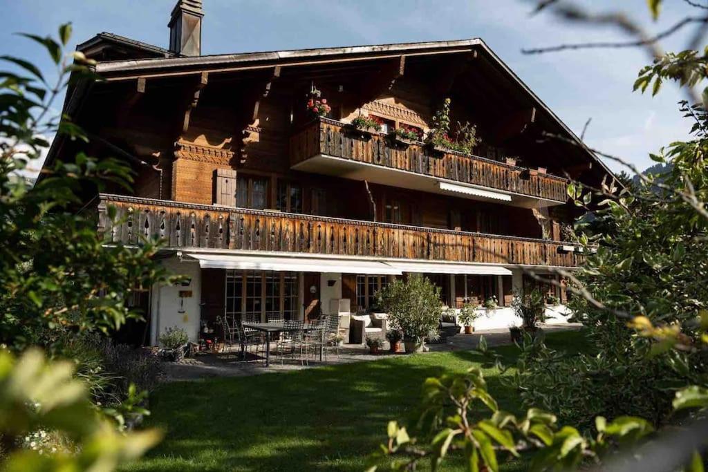 Cozy Place in Gstaad center - B&B
