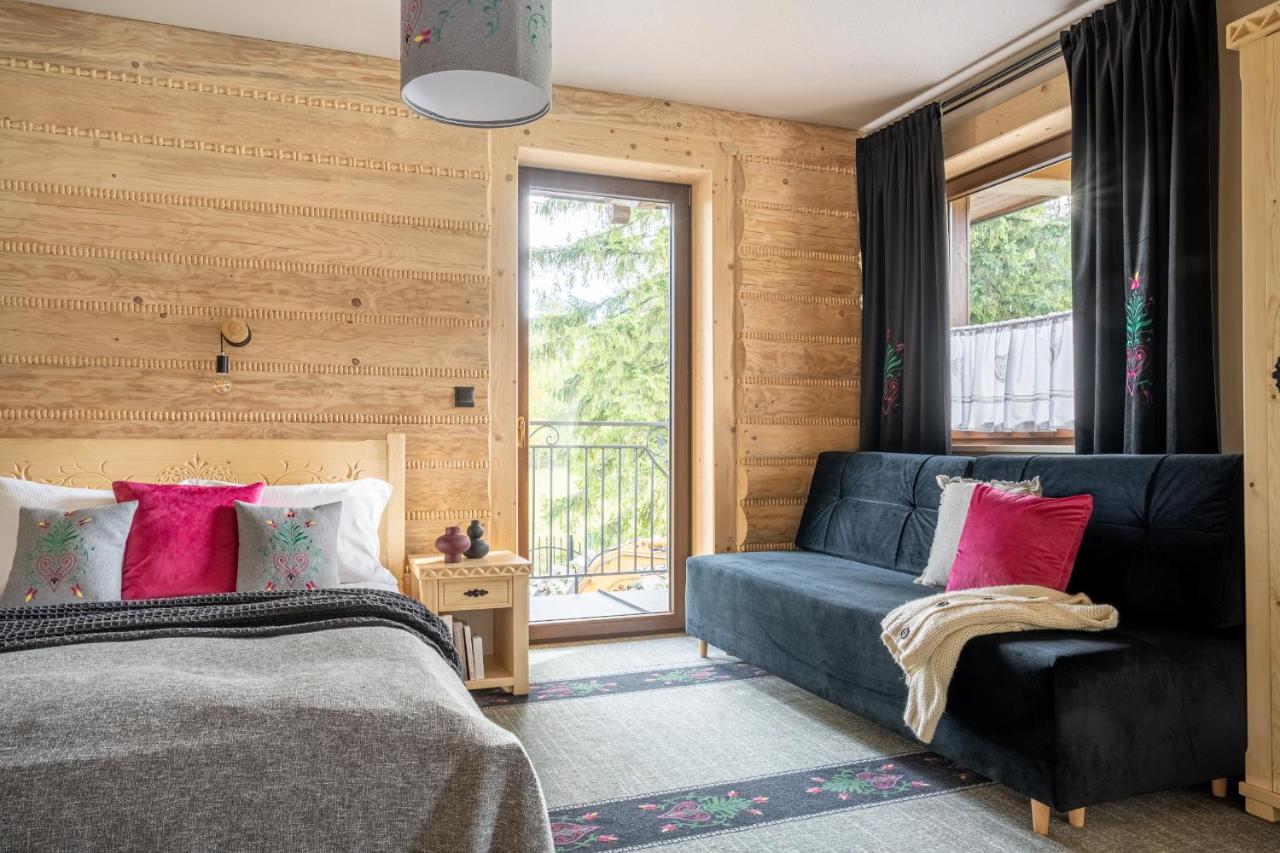 Deluxe Tweepersoonskamer met Balkon en Uitzicht op de Bergen