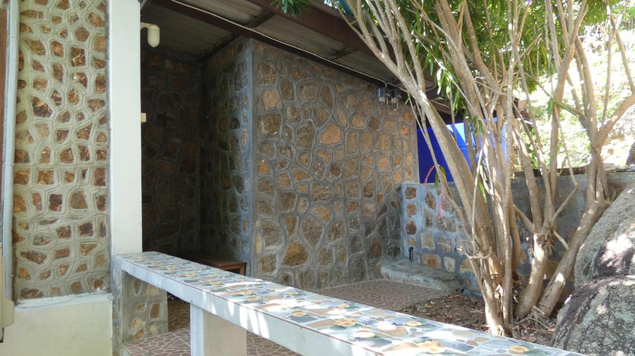 Deluxe Queen Room with Sea View