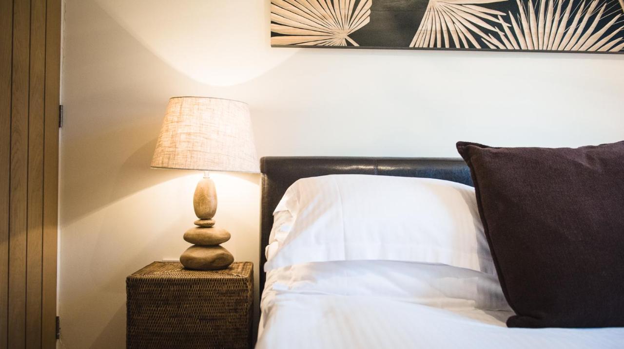 Two-Bedroom Apartment (4 Adults) - Lodge 2